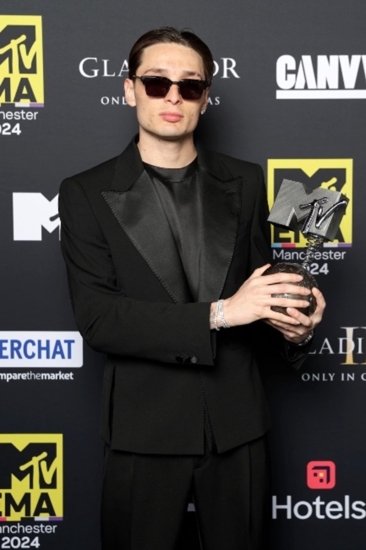 Featherweight, music