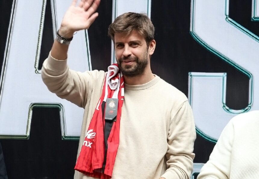 Piqué, Shakira