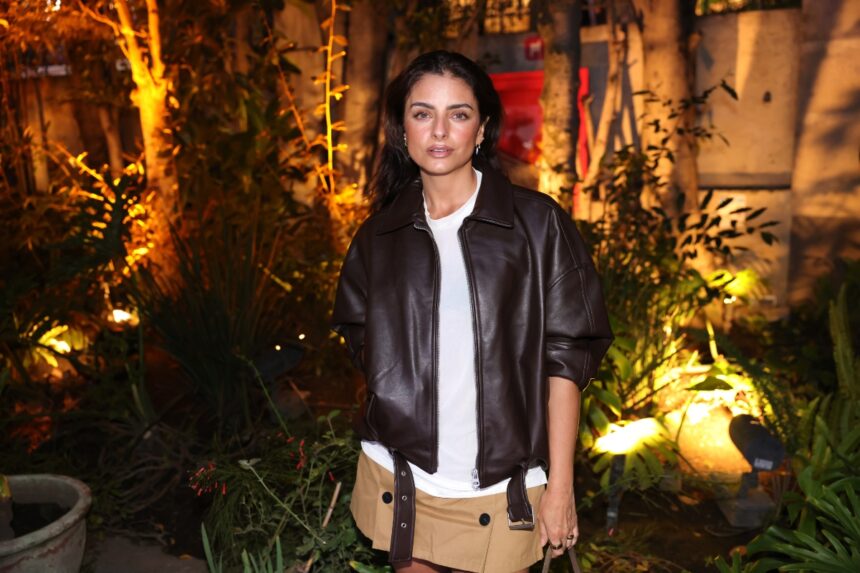 Aislinn Derbez, famosos, entretenimiento
