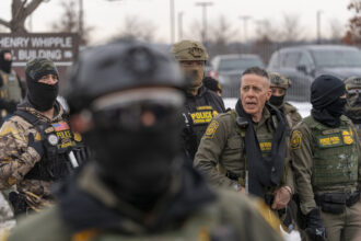 Greg Bovino se va, Greg Bovino, Bovino, Minnesota, QuéOnnda