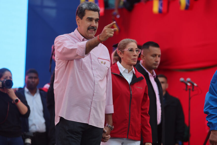 Maduro accuses U.S., Maduro, Venezuela, Trump, QuéOnnda