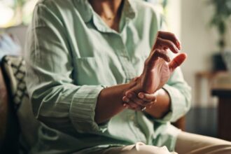 living better with arthritis, arthritis, arthritis, pain, bones, QuéOnnda