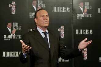 Julio Iglesias contrata abogado, Julio Iglesias, abogado de Julio Iglesias, QuéOnnda