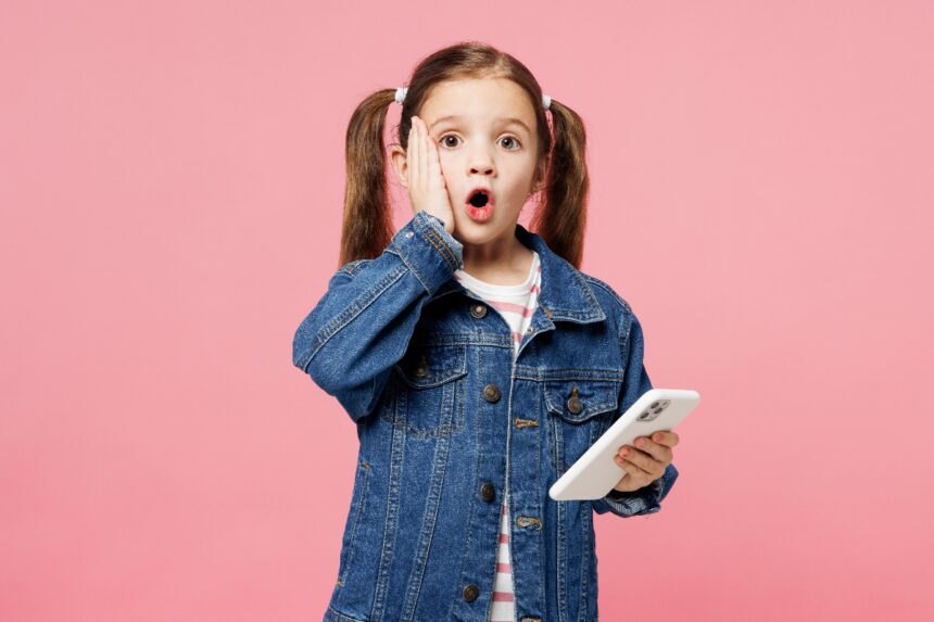 cerebro de palomita, niños TikTok, videos cortos, niños pantallas, QuéOnnda