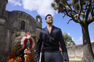 música de Carlos Rivera, Carlos Rivera, Vida, QuéOnnda