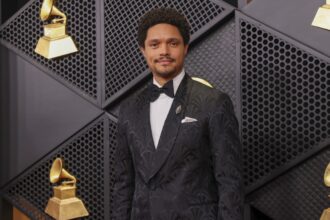 Trump demanda Trevor Noah Epstein, Trevor Noah, presentador de los Grammy, Grammy 2026, QuéOnnda