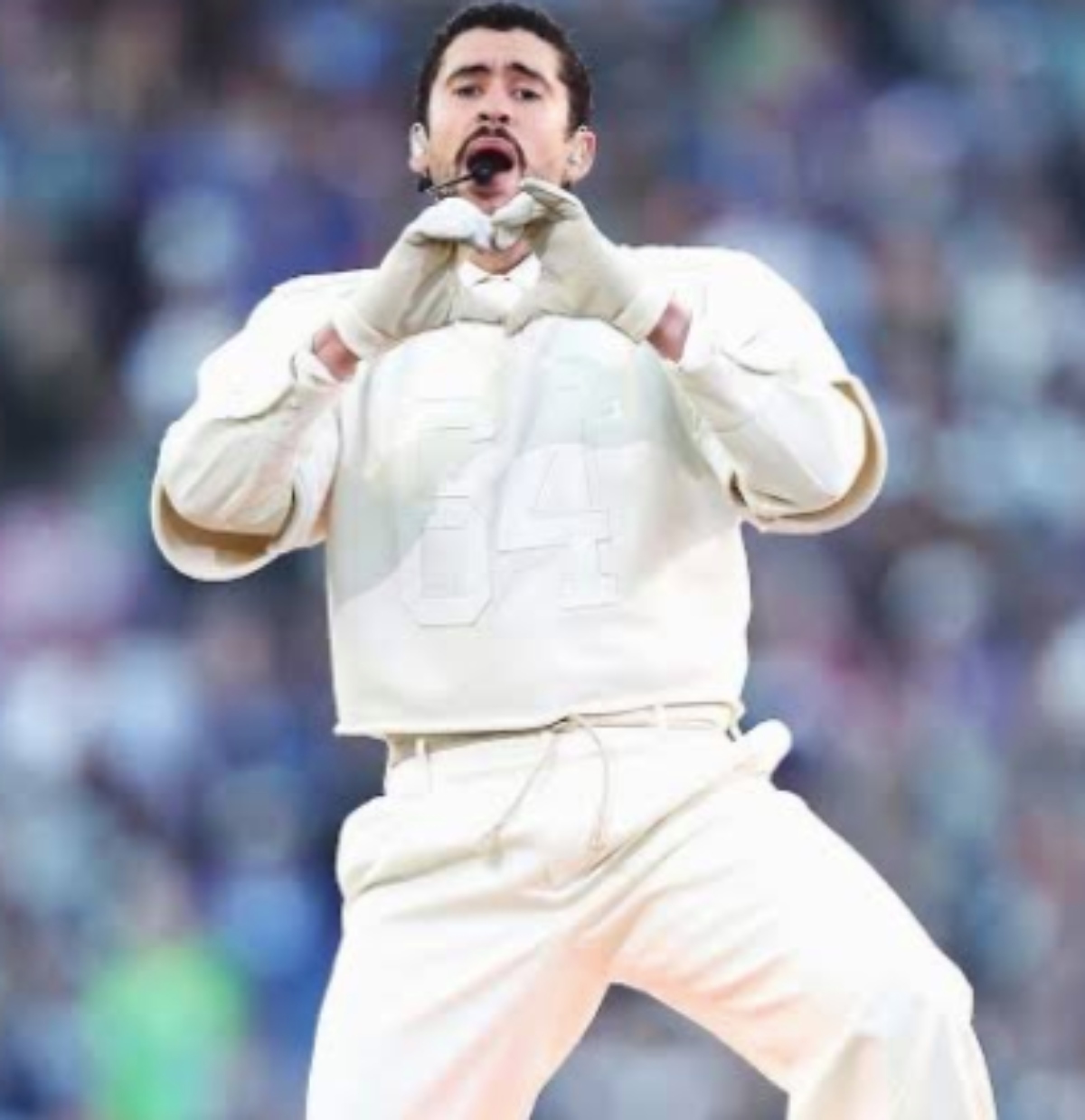 Anne Hathaway, Bad Bunny