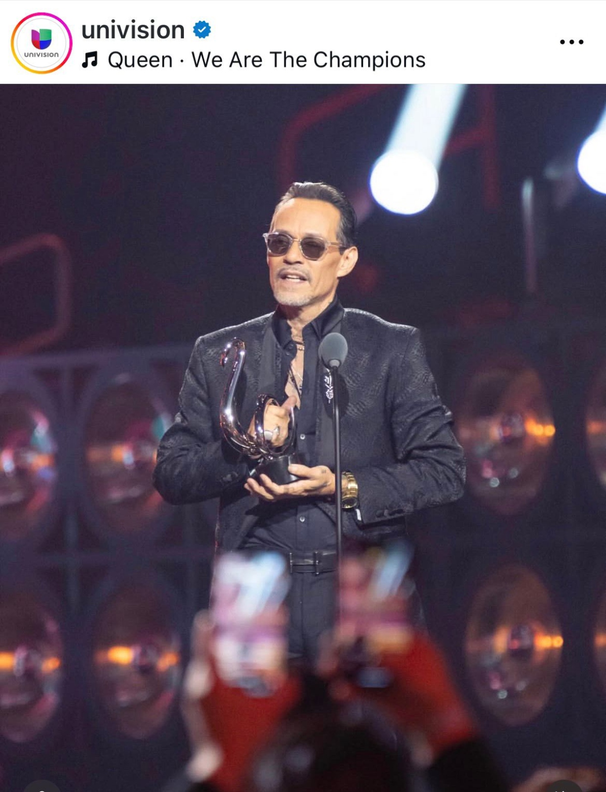 Bad Bunny Premio Lo Nuestro