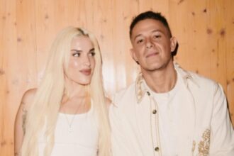 Alejandro Sanz Rimowa, Elena Rose