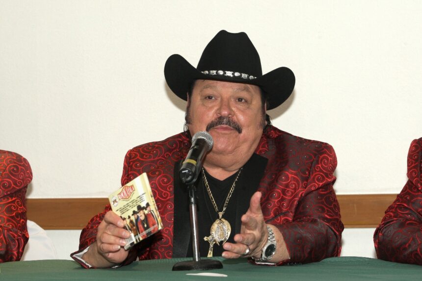 Ramón Ayala demanda