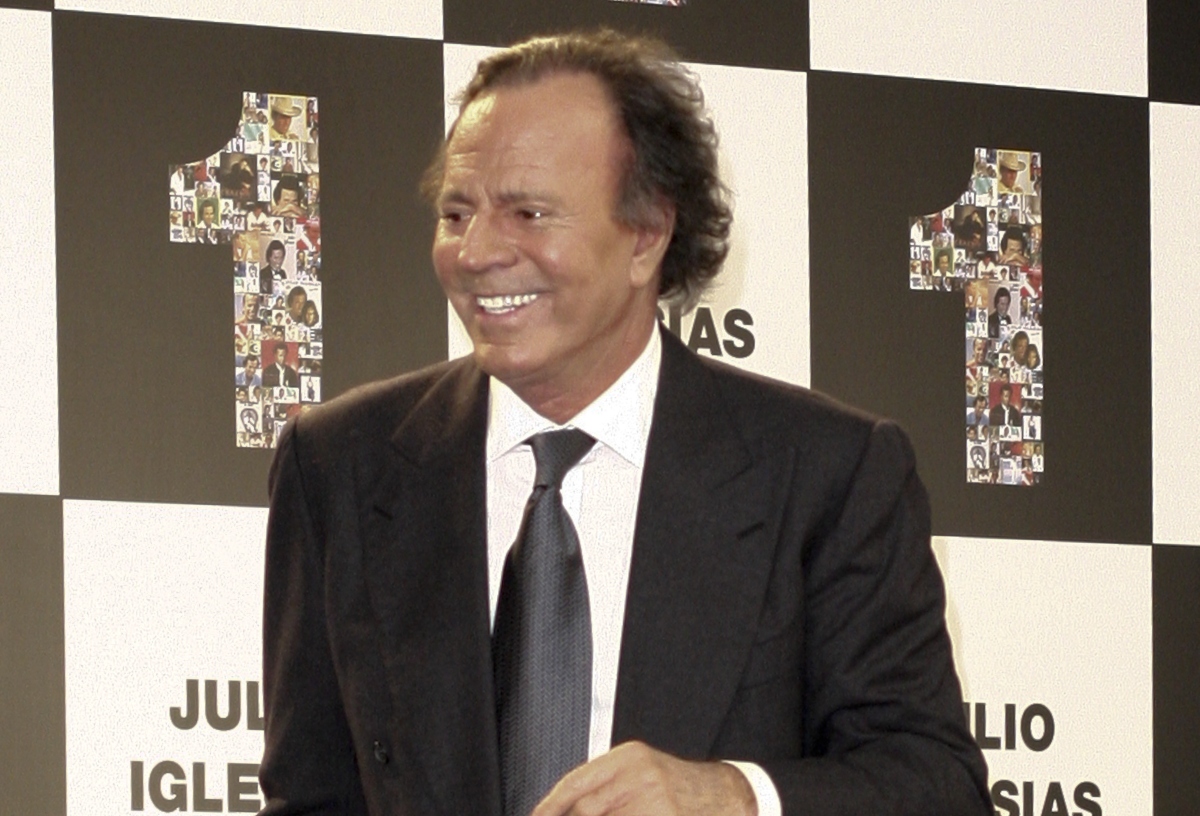 Julio Iglesias vicepresidenta, demanda