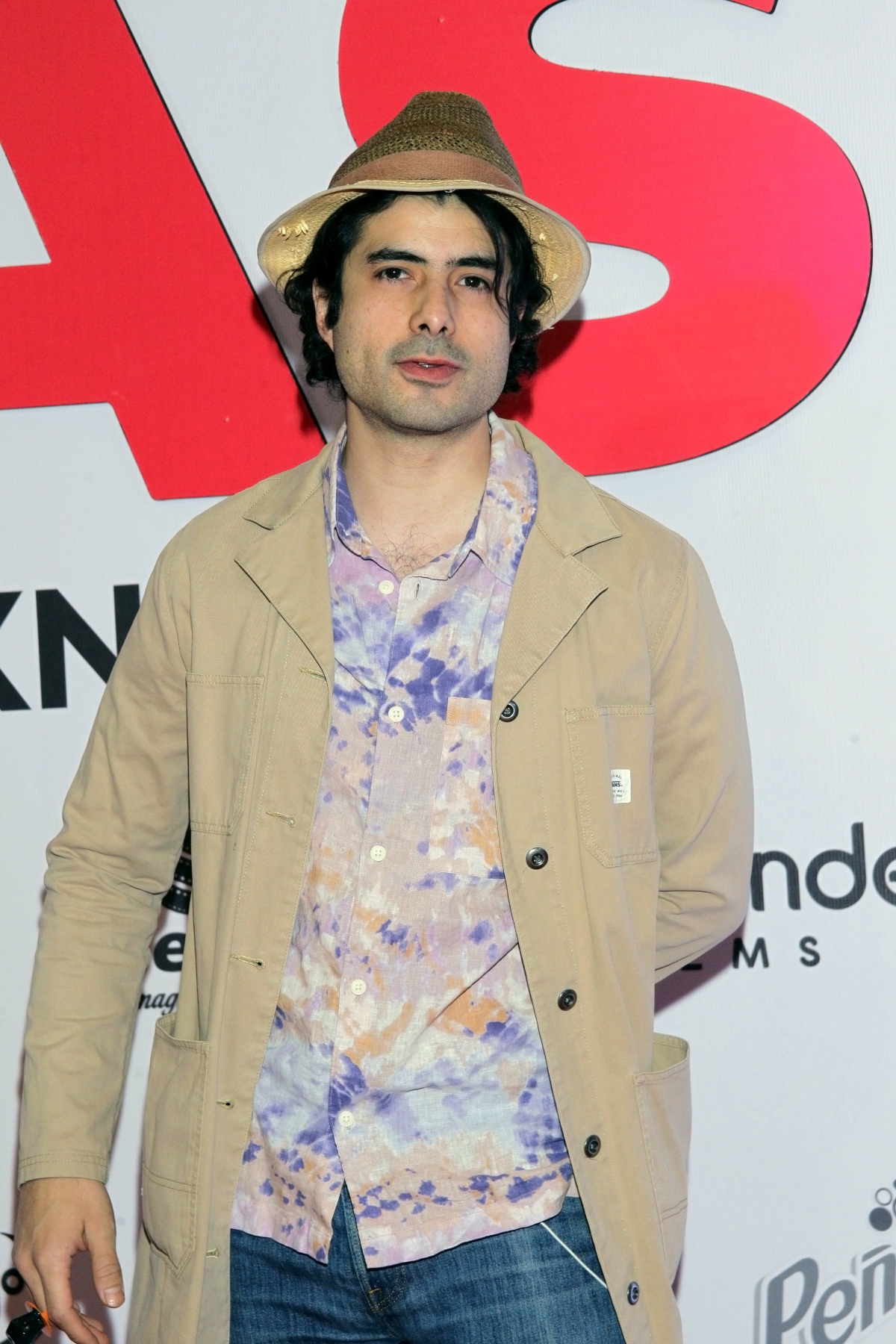 José Ángel Bichir cae de tercer piso