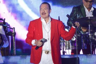 Julio Preciado es hospitalizado de emergencia