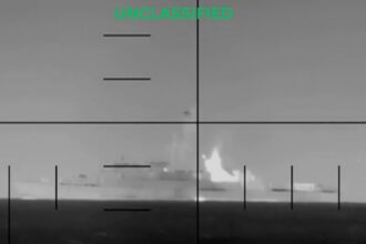 EEUU hunde torpedo buque Irán, EEUU, Irán, IRIS Dena, QuéOnnda