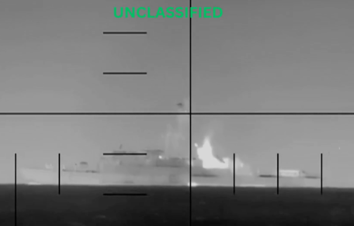 EEUU hunde torpedo buque Irán, EEUU, Irán, IRIS Dena, QuéOnnda