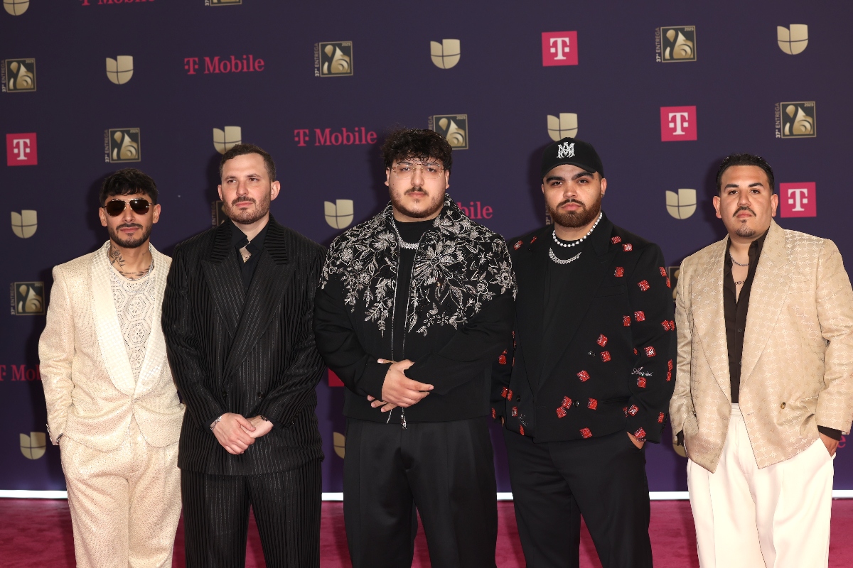 Tour “Triste pero bien cabn”*