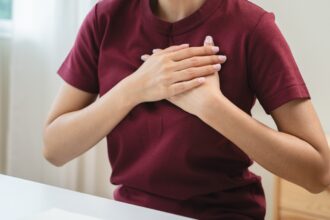 infarto en jóvenes, Medicina con Cabeza, Dr. Carlos Yebra, QuéOnnda Podcasts