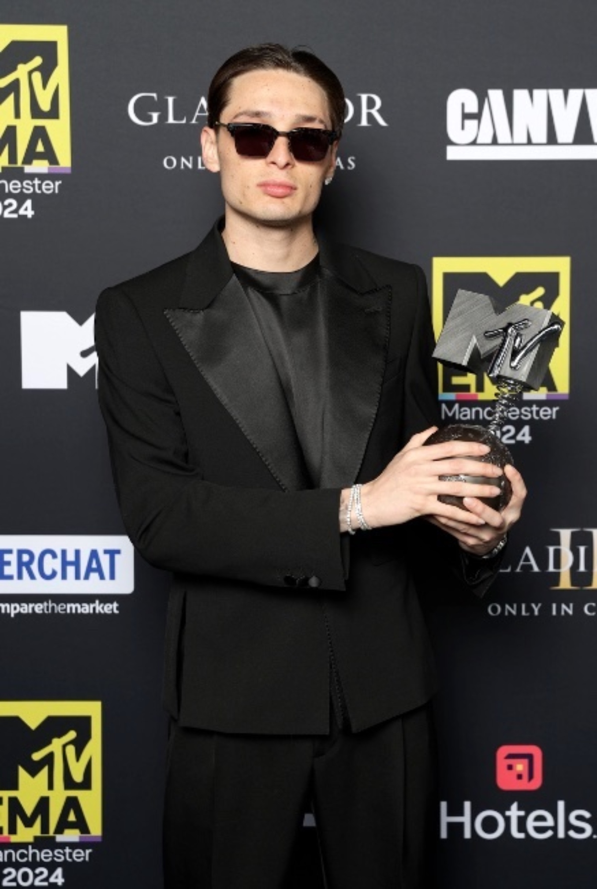 Featherweight Dynasty Tour