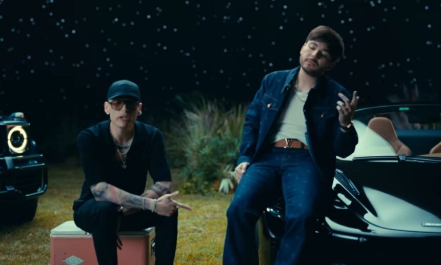 Featherweight Dynasty Deluxe