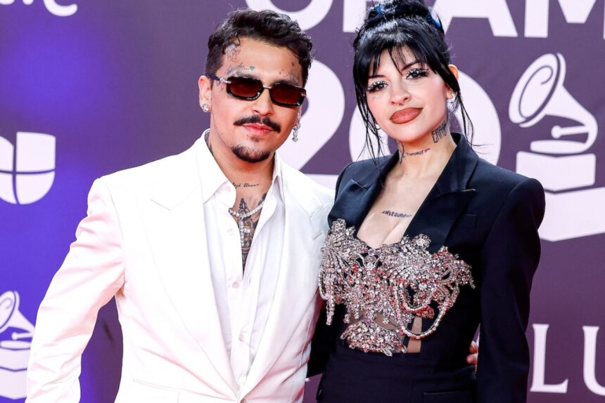 Cazzu le gana demanda a Christian Nodal