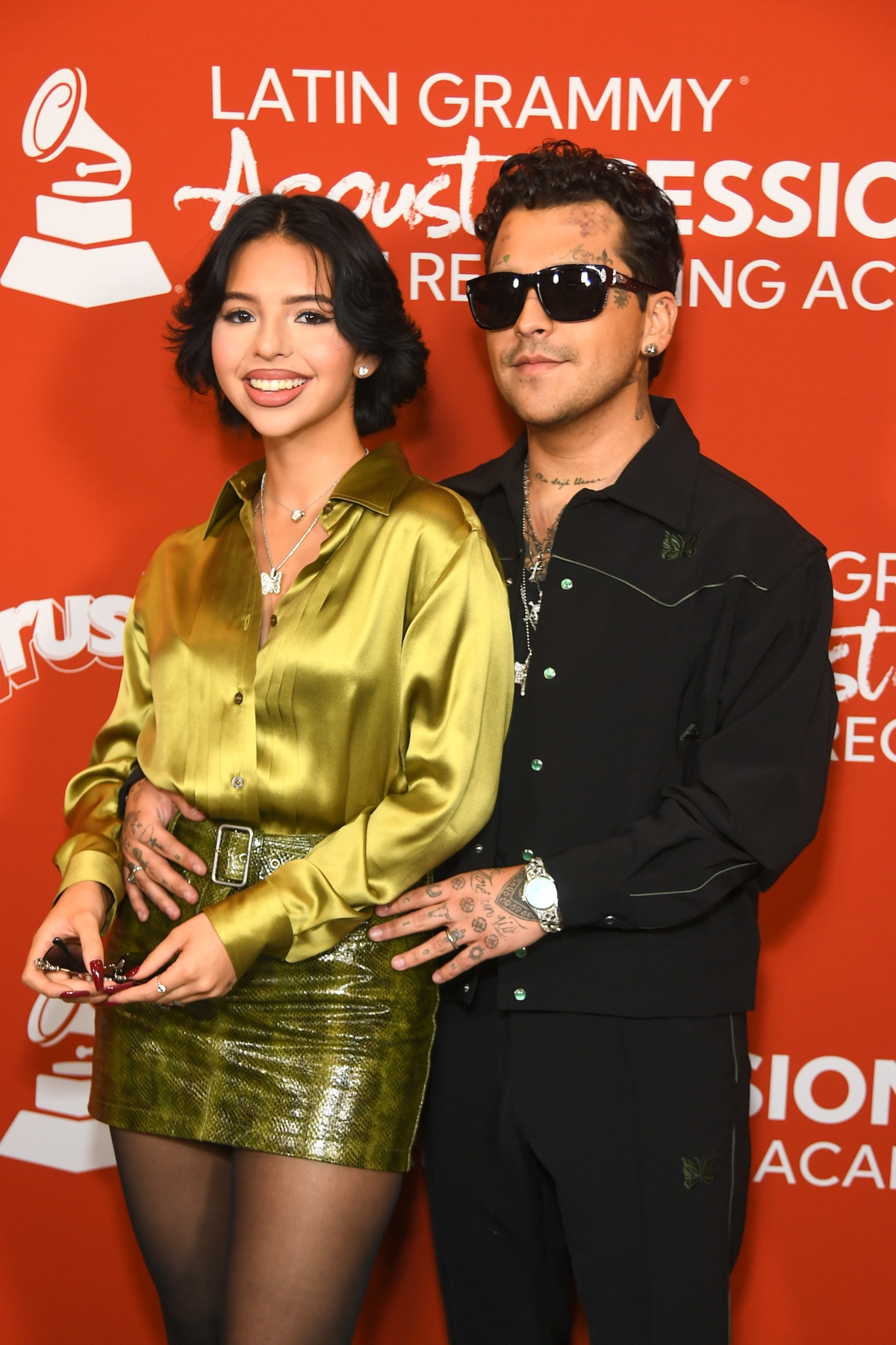 Ángela Aguilar y Christian Nodal pospondrían boda