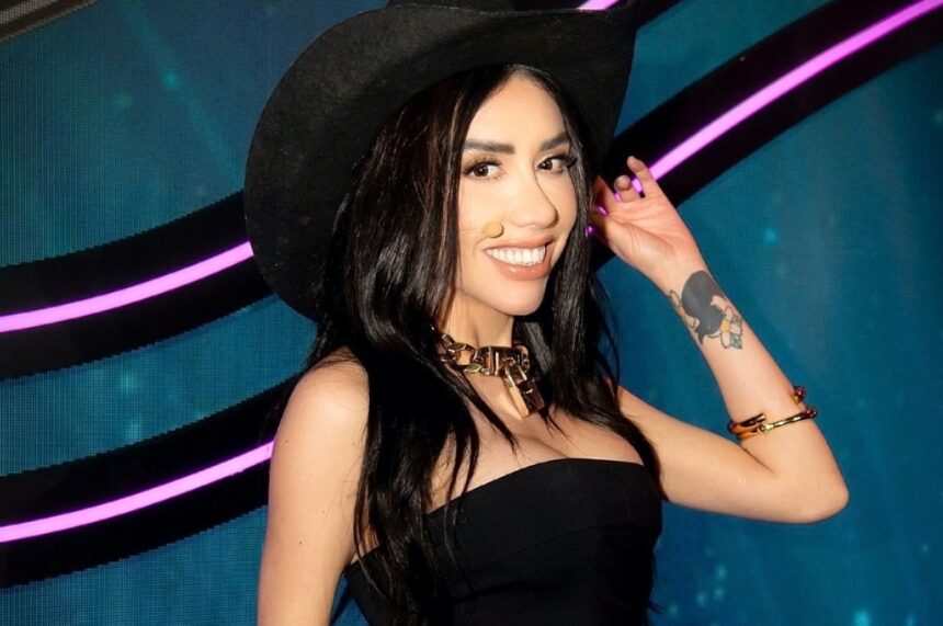 Karime Pindter presenta su documental 'La verdadera Matryoshka'