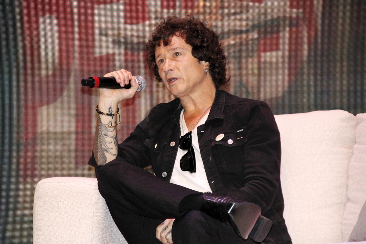 Enrique Bunbury estrena su disco 'De un siglo anterior'