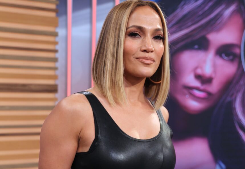 Jennifer Lopez makes a surprise appearance at Coachella