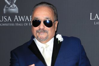 Willie Colón is honored in Panama