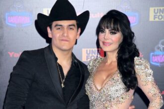 Maribel Guardia leaves message to her son Julian Figueroa