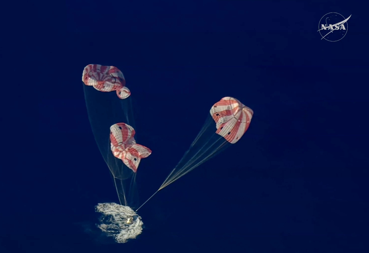 Artemis II regresa a la Tierra, Artemis II, amerizaje Artemis II, paracaídas Artemis II, QuéOnnda