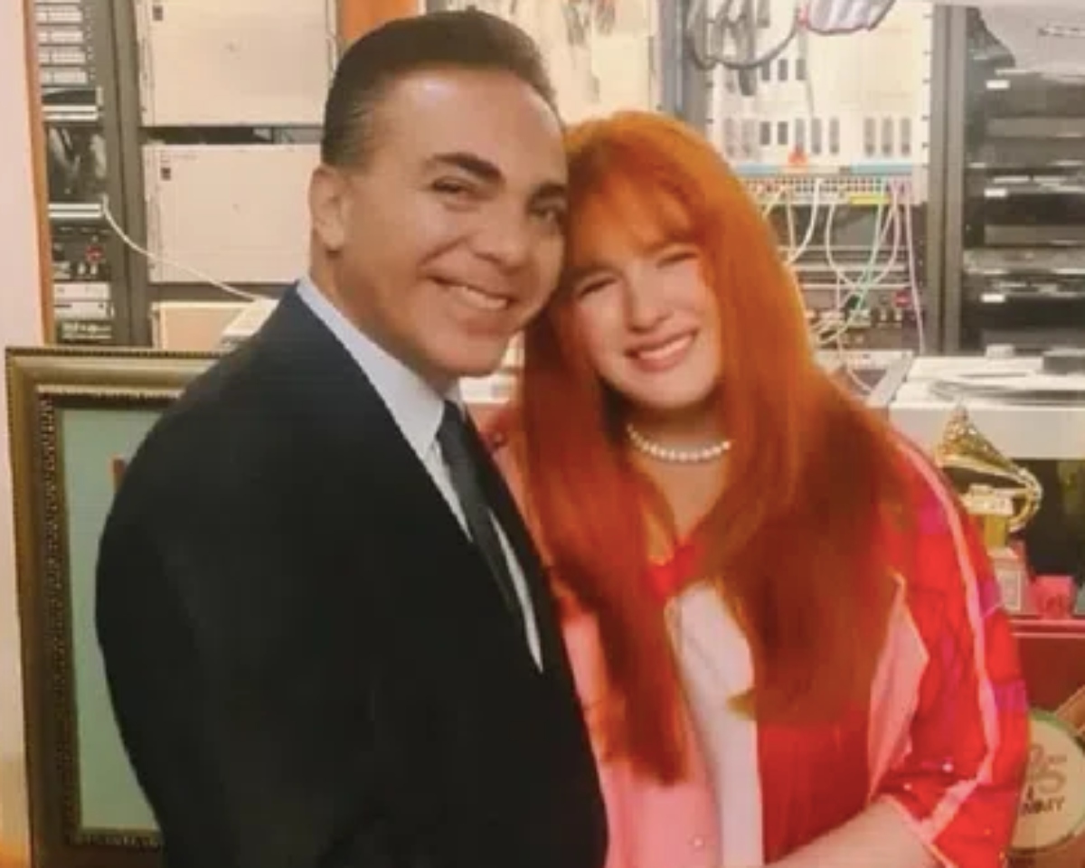 Cristian Castro ya estrena nueva novia y se llama Victoria Khüne