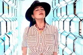 Mamá de Christian Nodal elimina las fotos