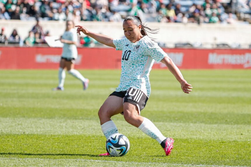 México Islas Vírgenes, Charlyn Corral