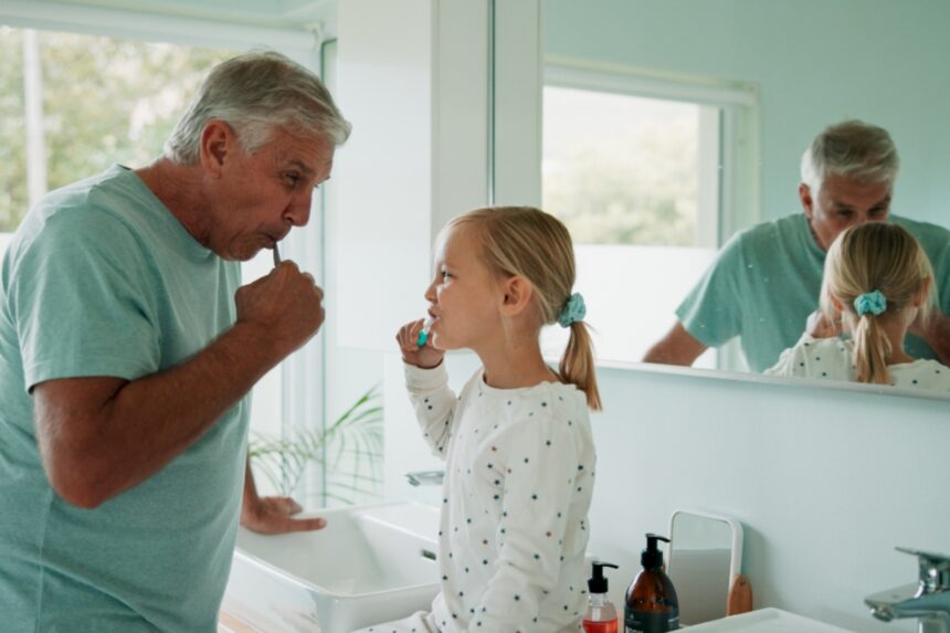 salud bucal tercera edad, salud bucal, tercera edad, cuidado de los dientes, Seniors, QuéOnnda