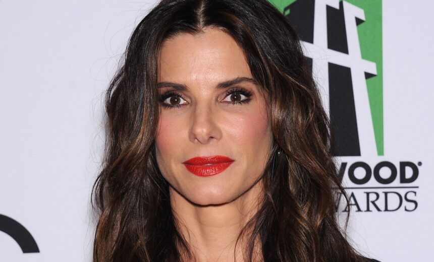 Sandra Bullock opens Instagram account