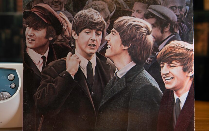 Paul McCartney y Ringo Starr en inesperada colaboración