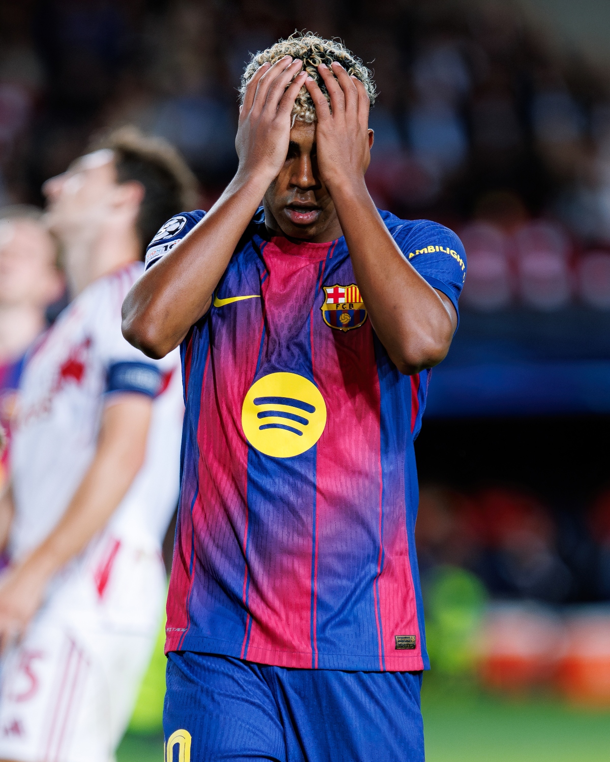 Lamine Yamal lesión