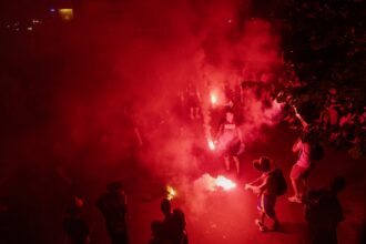 Paris PSG Champions League Riots, Paris Riots, PSG, Champions League, QuéOnnda