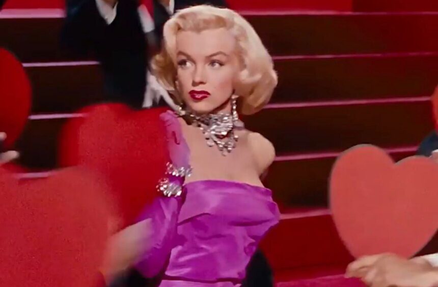 Exponen colección inédita de Marilyn Monroe