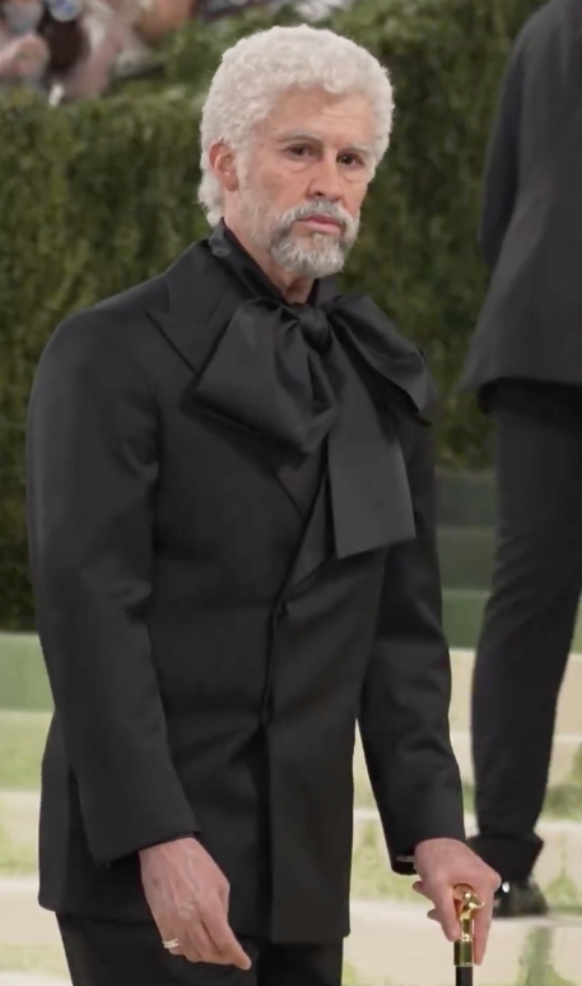 Bad Bunny aparece como anciano en la MET Gala