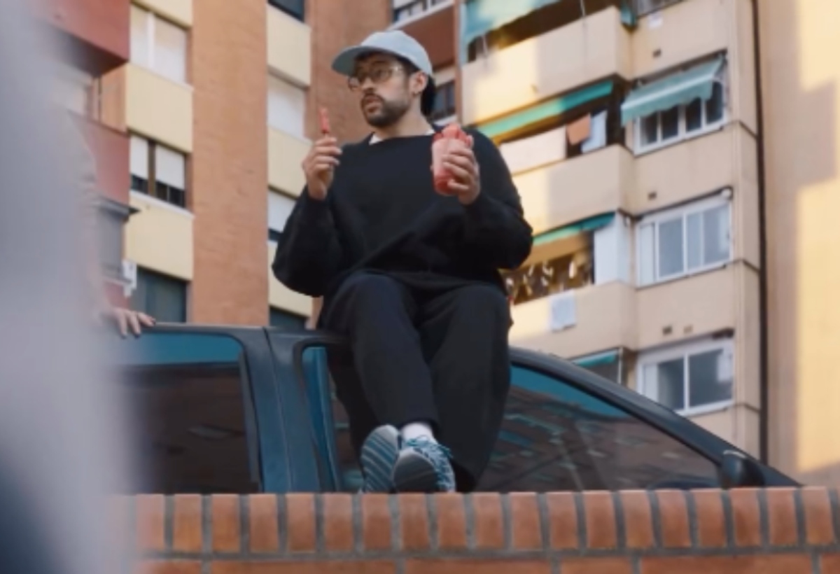 Bad Bunny Timothée Chalamet famosos en video Adidas por el Mundial