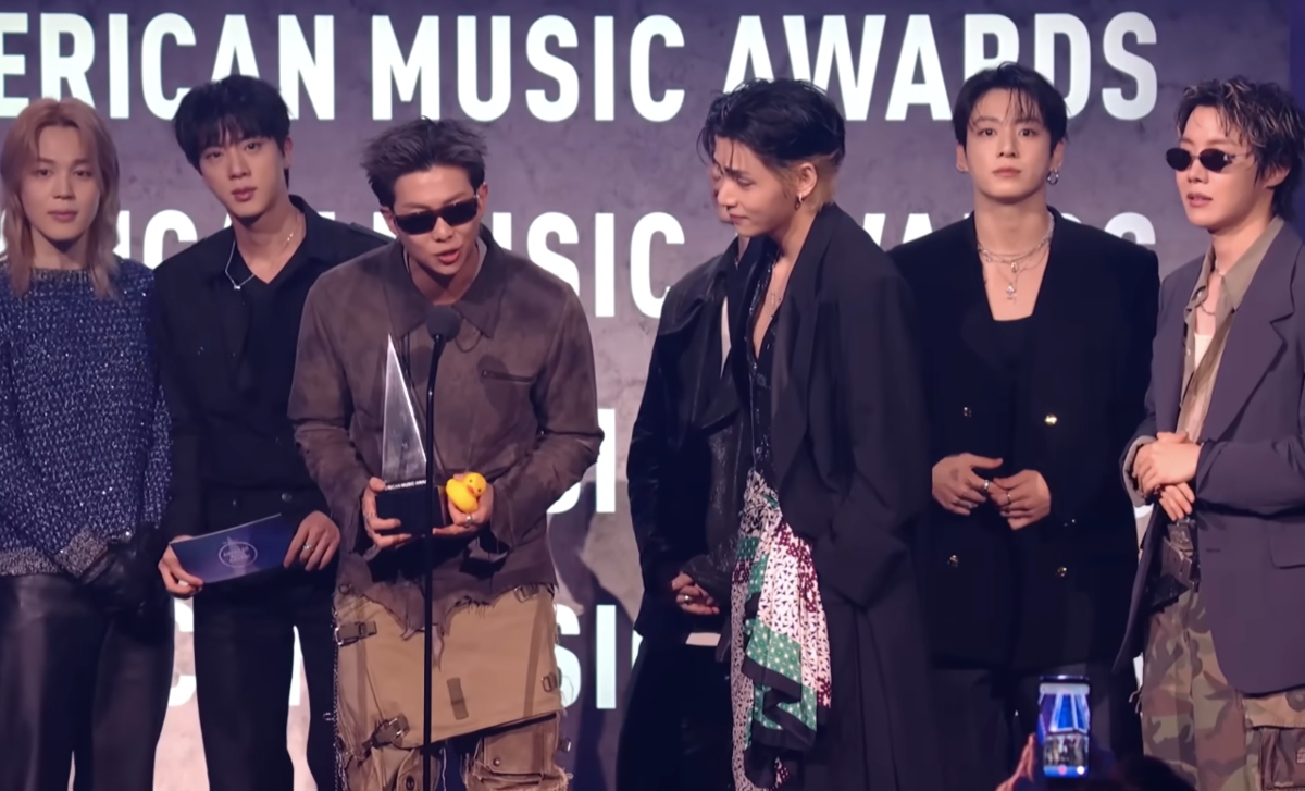 BTS gana 'Artista del Año' en los American Music Awards