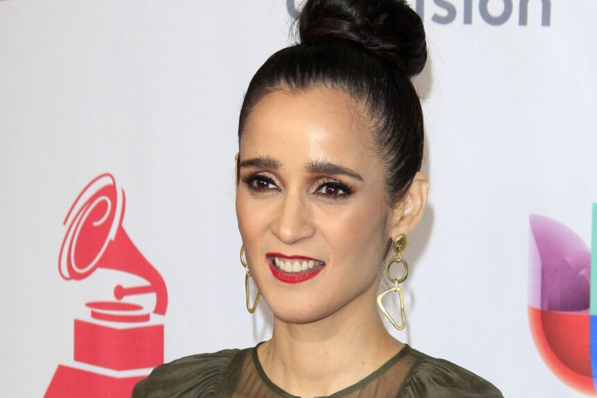 Julieta Venegas Norteña