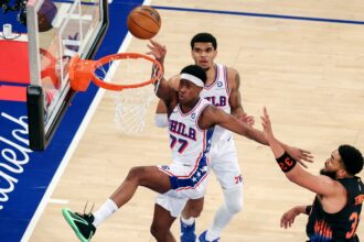 Knicks 76ers