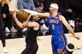 Thunder elimina a Lakers
