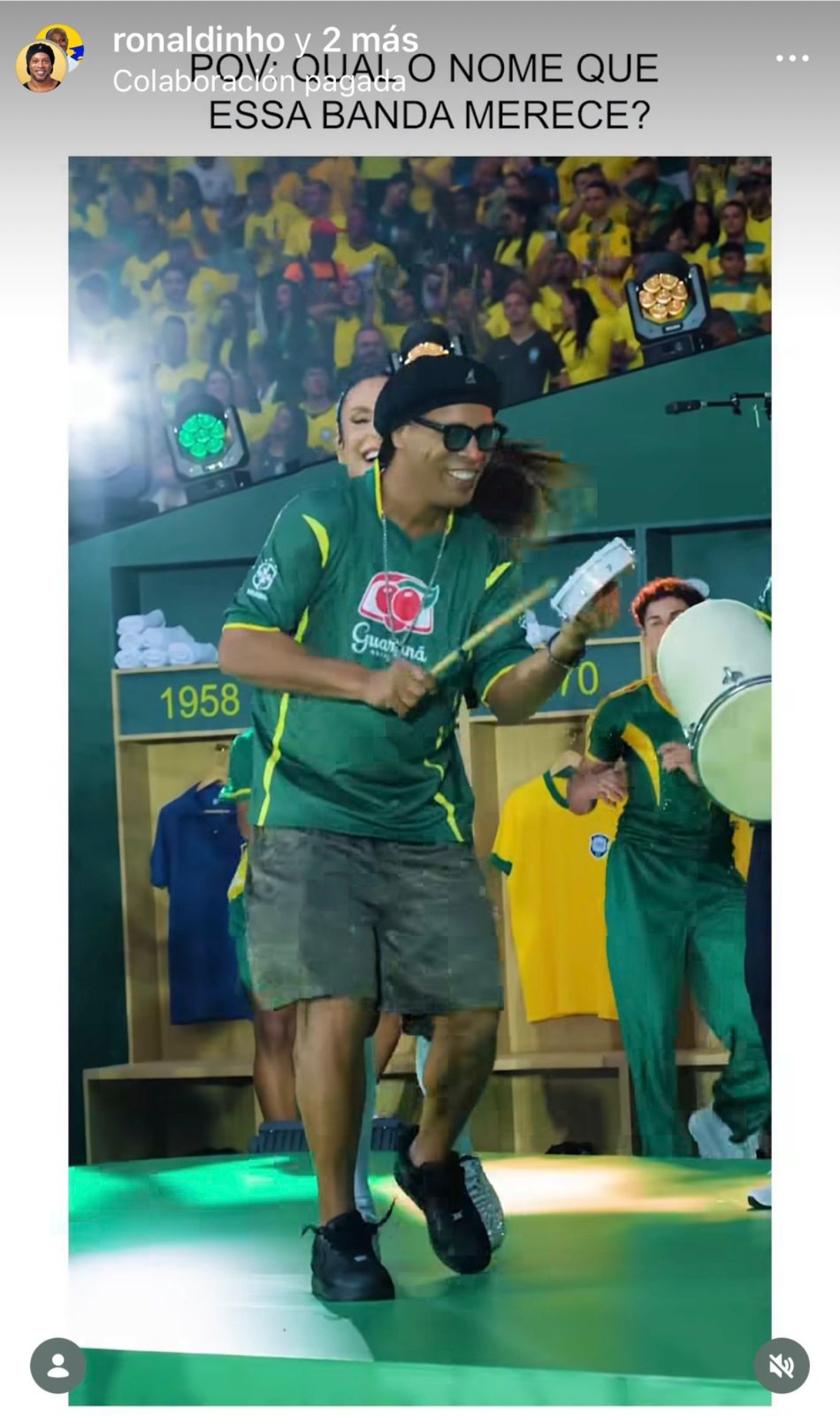 Ronaldinho presenta su proyecto 'CAMISA 10'