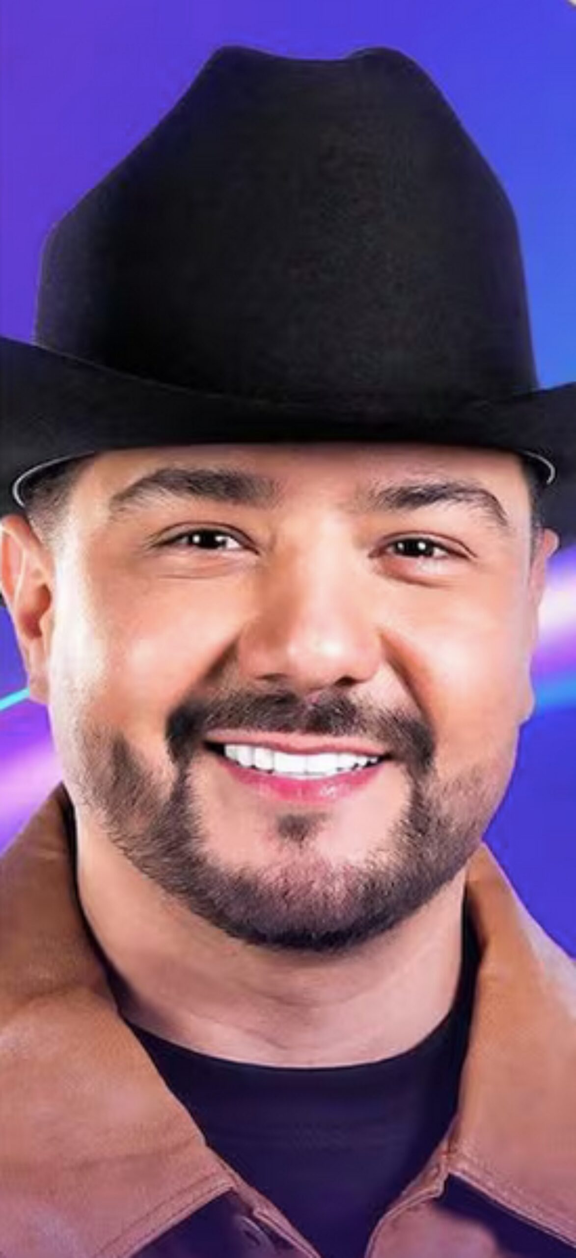 finalists to win 'La Casa de los Famosos'.