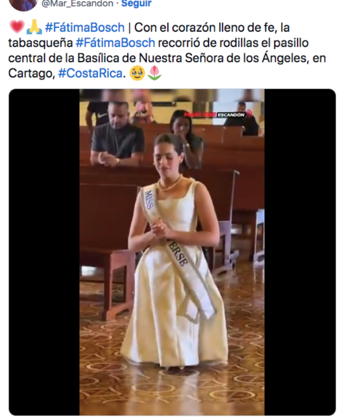 Fátima Bosch, Miss Universo aparece entrando de rodillas a iglesia