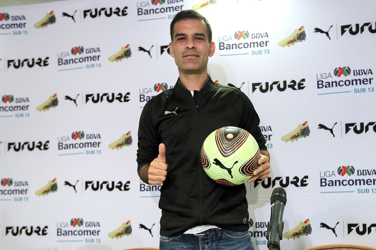 Mexican National Team support legends